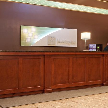 Hotel Salisbury & Conference Center Интерьер фото